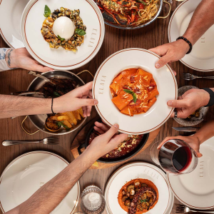 Which Offers Better Waterfront Flavor? Food Trucks or Marina Restaurants