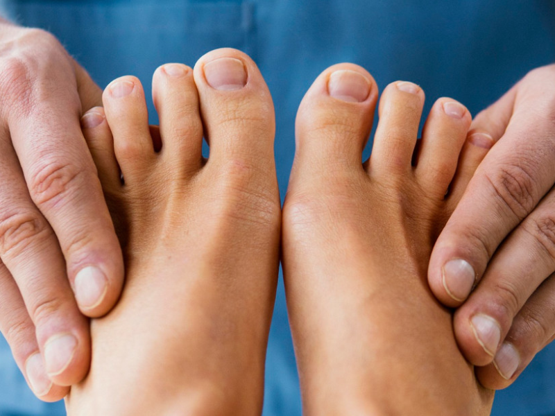When To Visit A Podiatrist For Foot Pain